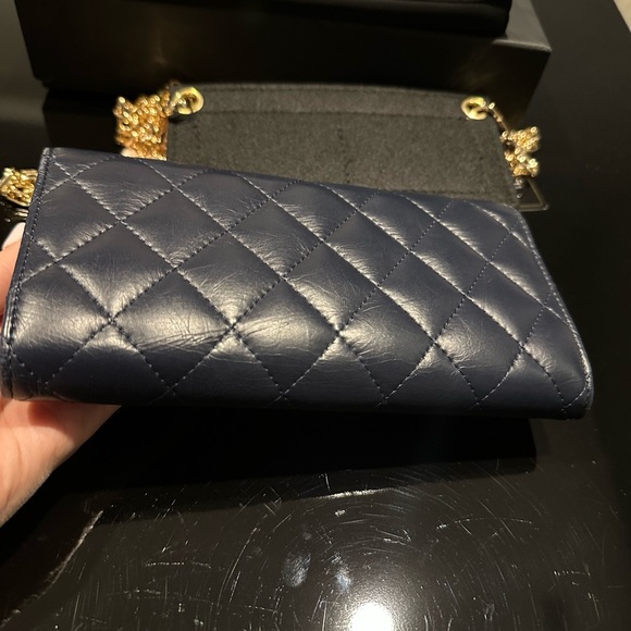 Chanel reissue wallet - Picture 5 of 9